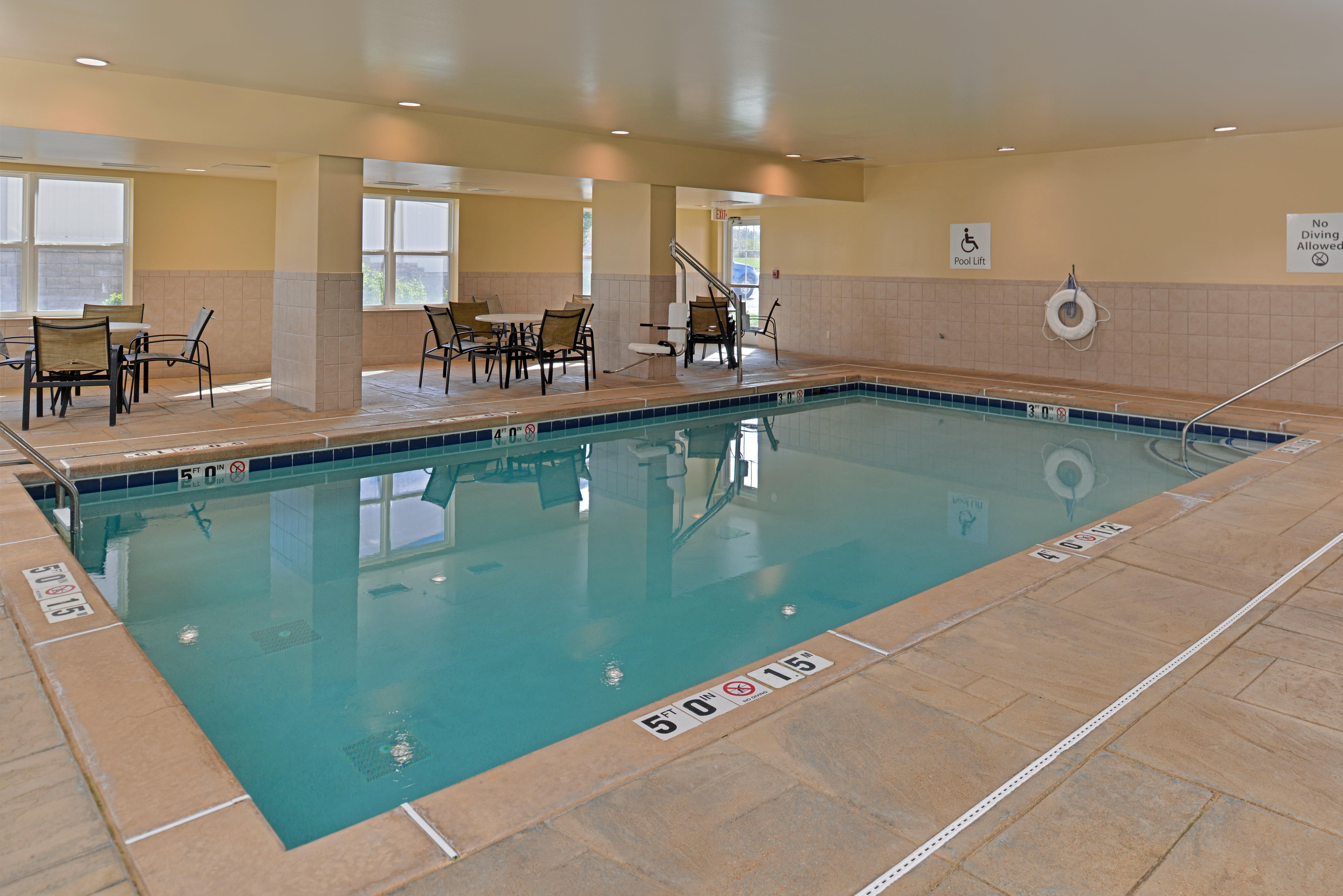 Holiday Inn Express Hotel & Suites St. Louis West-O'Fallon By Ihg Zewnętrze zdjęcie